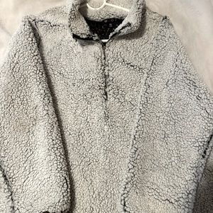 Vision USA apparel. size 1x Sherpa pull over.